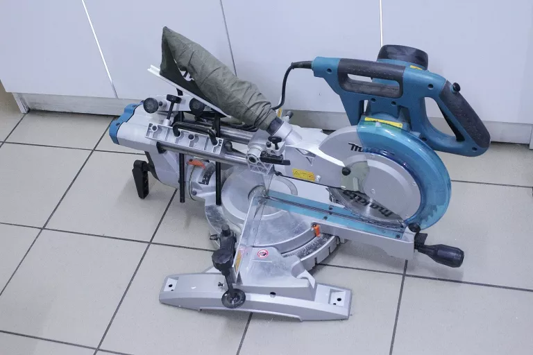 PIŁA UKOŚNICA MAKITA LS1018L