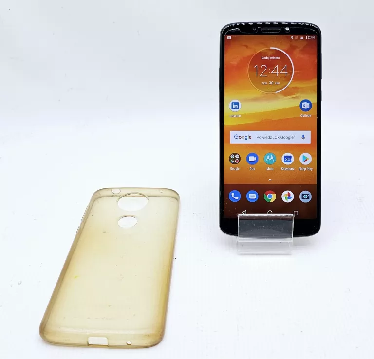 TELEFON MOTOROLA MOTO E5 PLUS + ETUI B/S D/S 3/32
