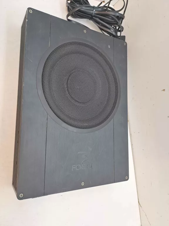 SUBWOOFER AKTYWNY FOCAL I BUS 20 150W +OKABLOWANIE