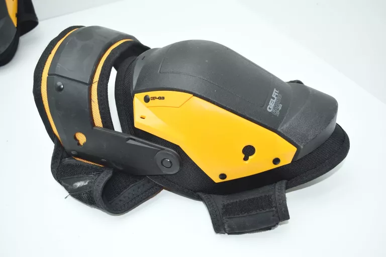 TOUGHBUILT TB-KP-G3 - NAKOLANNIKI ŻELOWE FANATIC