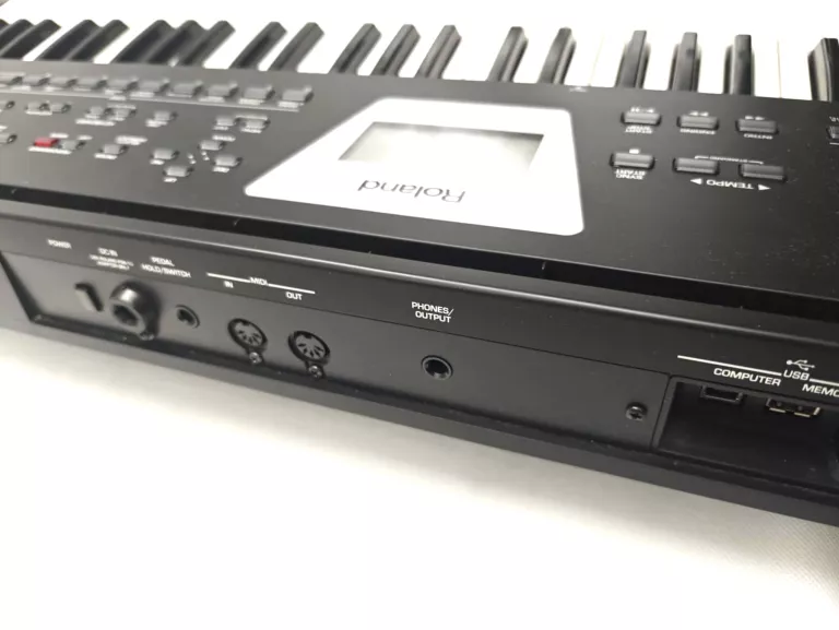 KEYBOARD ROLAND BK-3