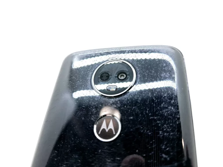 TELEFON MOTOROLA MOTO E5 PLUS + ETUI B/S D/S 3/32