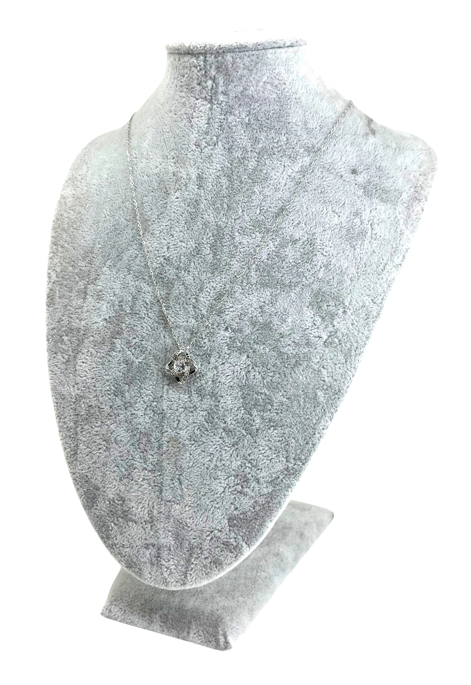 wyjatkowy-naszyjnik-z-zawieszka-z-cyrkoniami-45cm-kolor-dominujacy-205826-1081899