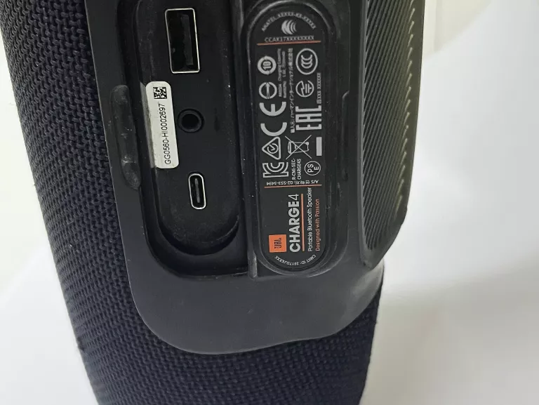 GŁOŚNIK JBL CHARGE 4 CZARNY