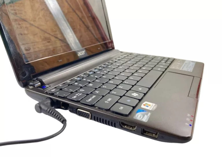 NETBOOK LAPTOP ACER ASPIRE ONE AOD270 N2600/4GB/320/WIN7