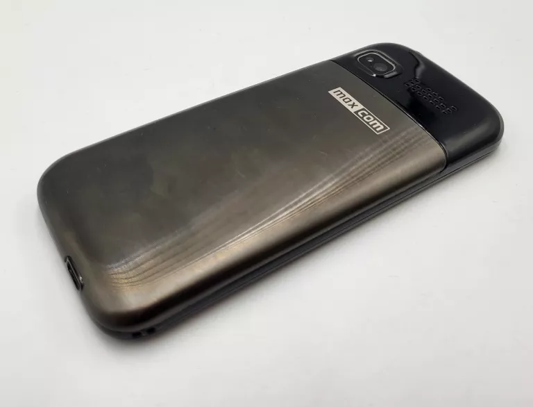 TELEFON KOMÓRKOWY MAXCOM MM237 2G +ŁADOWARKA