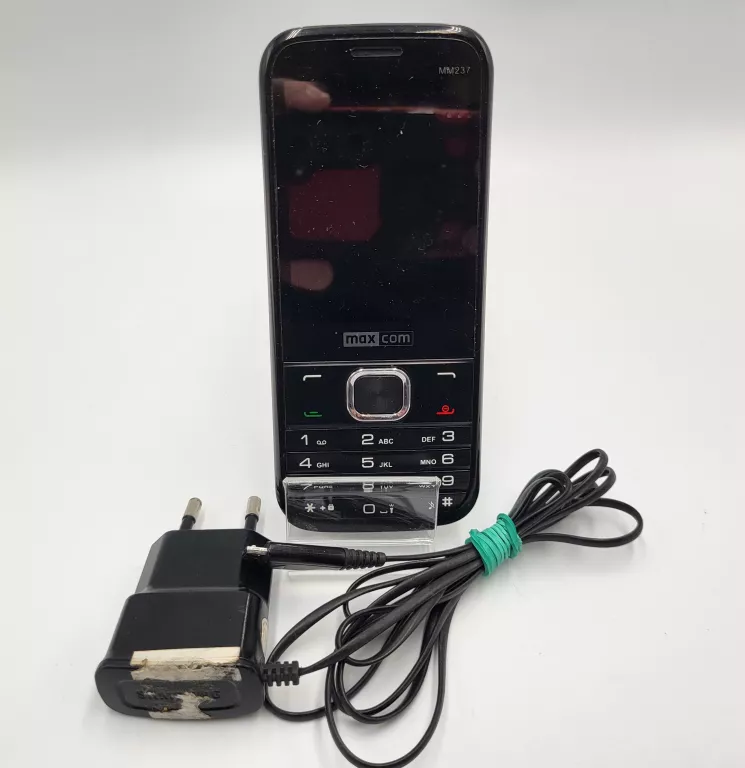 TELEFON KOMÓRKOWY MAXCOM MM237 2G +ŁADOWARKA