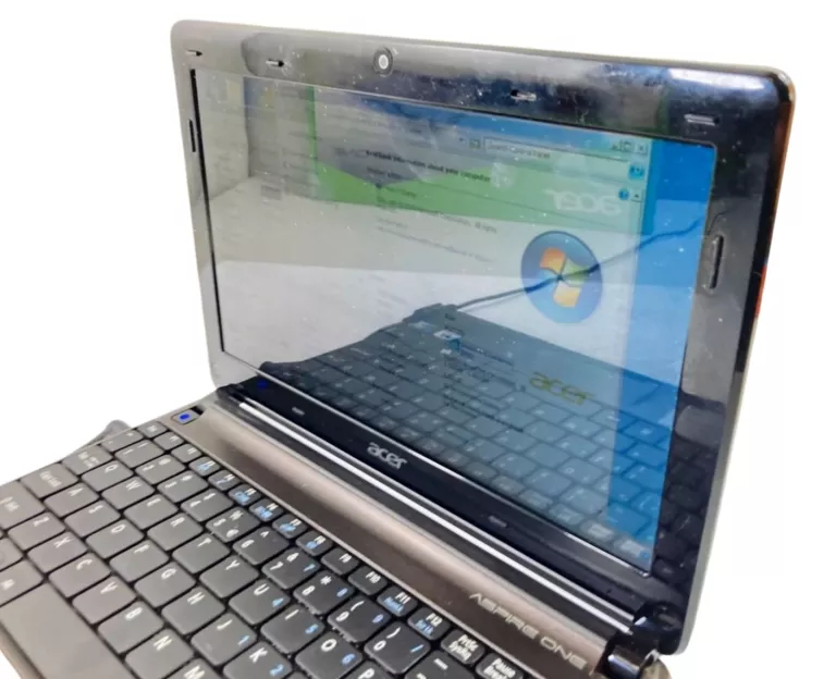 NETBOOK LAPTOP ACER ASPIRE ONE AOD270 N2600/4GB/320/WIN7