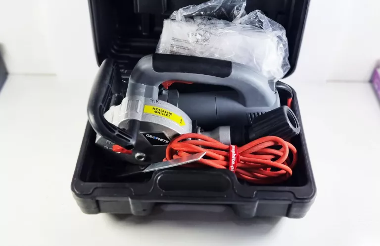 WYJĄTKOWA BRUZDOWNICA GRAPHITE 59G370 1320W KOMPLET