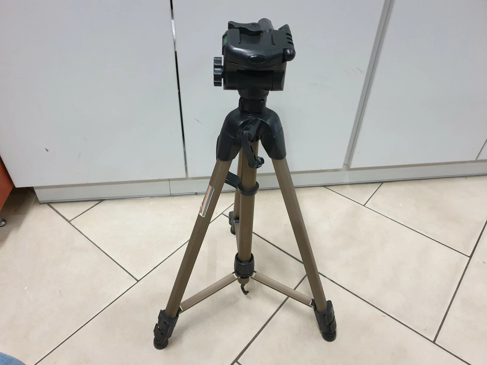 statyw-tripod-arkas-model-tripod