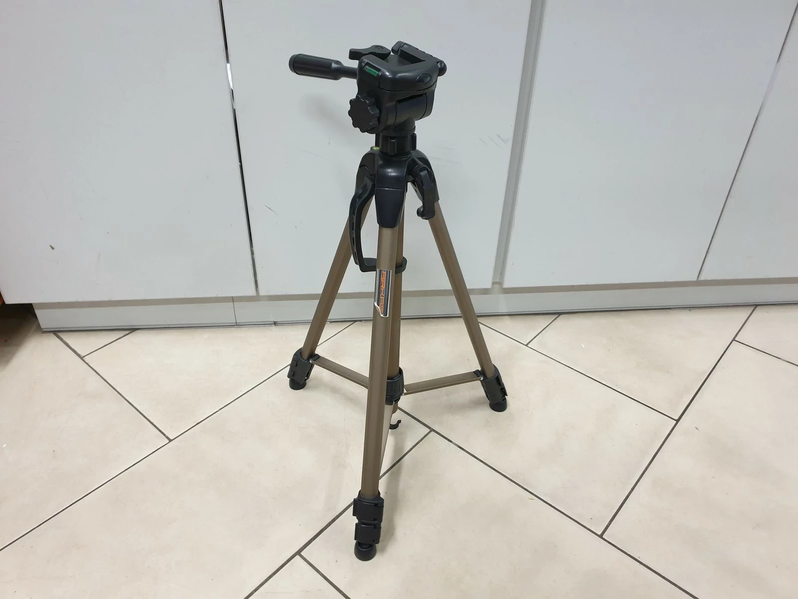 statyw-tripod-arkas-wroclawska-6-opole-sj