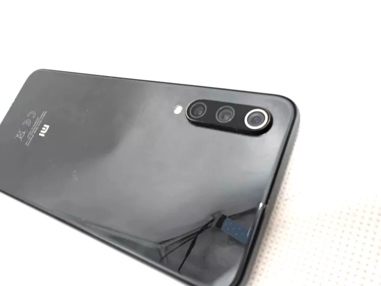 TELEFON XIAOMI MI 9 SE 64GB