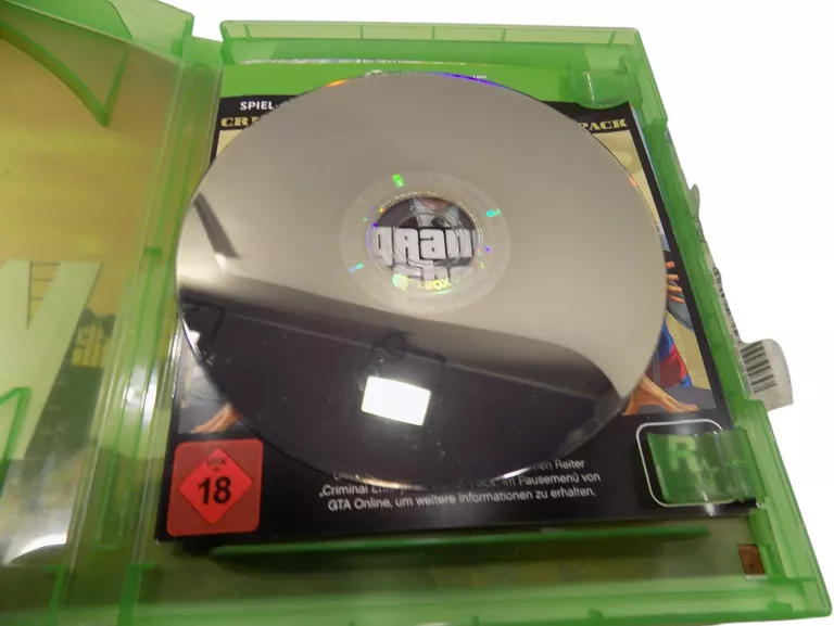 GRY NA XBOX ONE 4 SZT. GTA V, COD GHOSTS, ASSASSINS, THE CREW 2