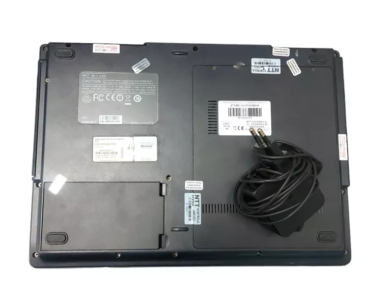 NTT CORRINO W 612I 2GB/250GB