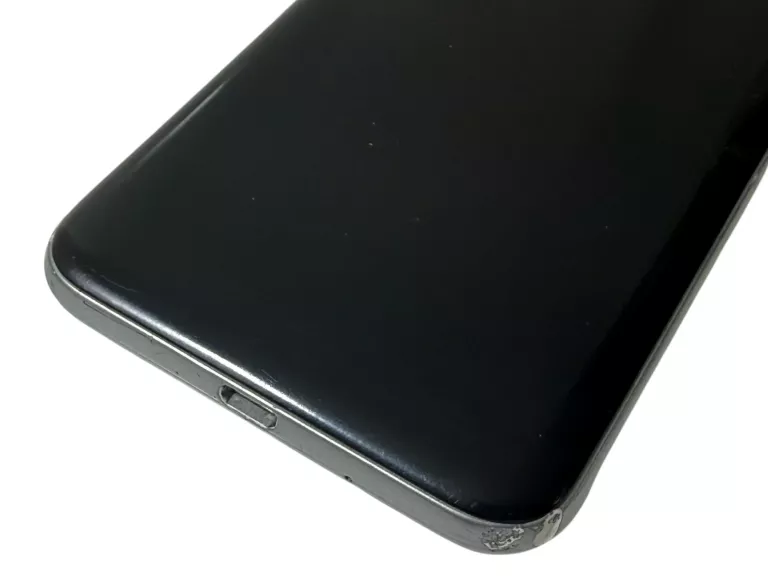 SMARTFON SAMSUNG GALAXY J3 1,5 GB / 8 GB 4G (LTE) CZARNY