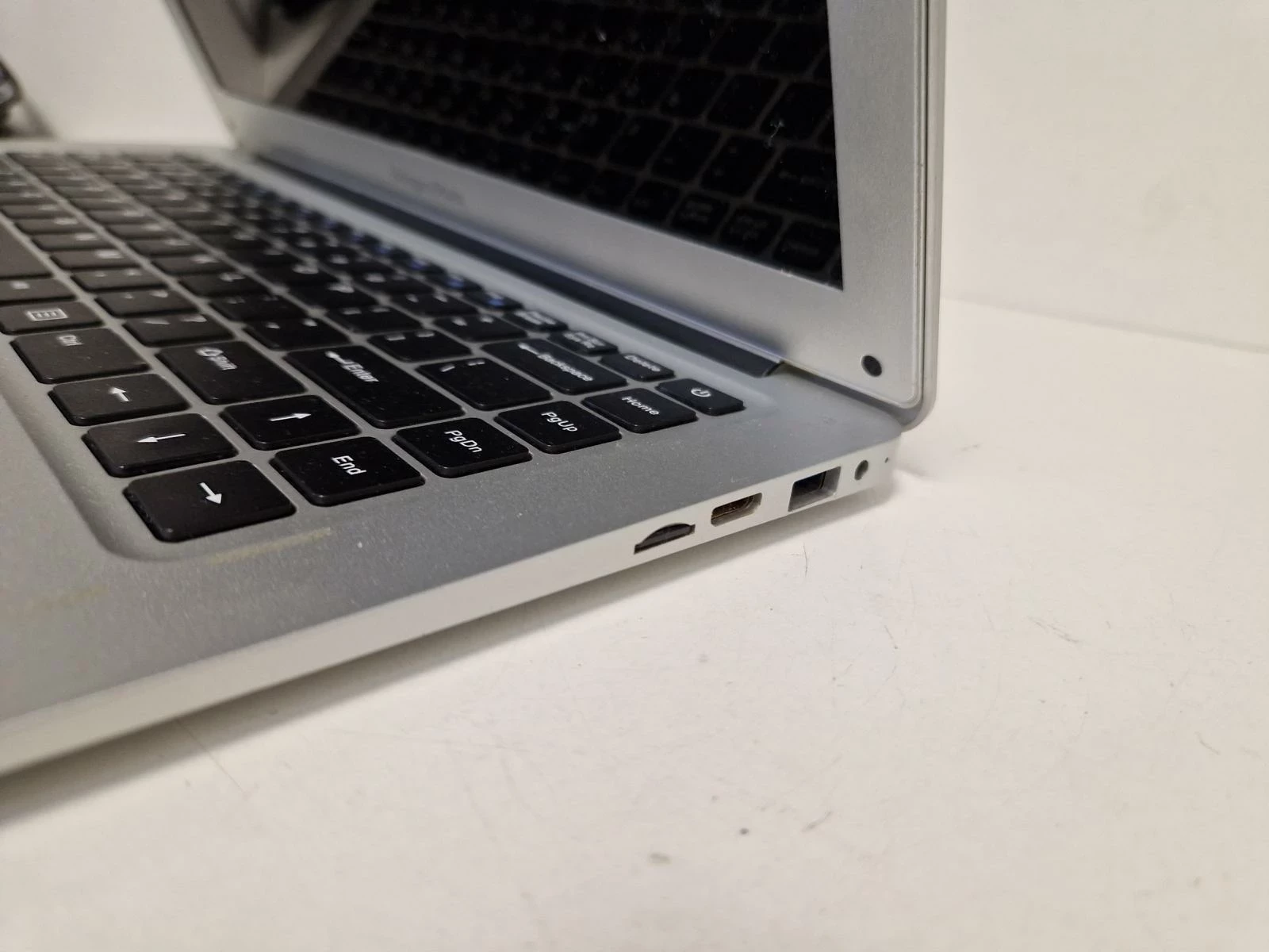 laptop-kruger-matz-explore-1402-4-gb-ladowarka-liczba-rdzeni-procesora-4329-3