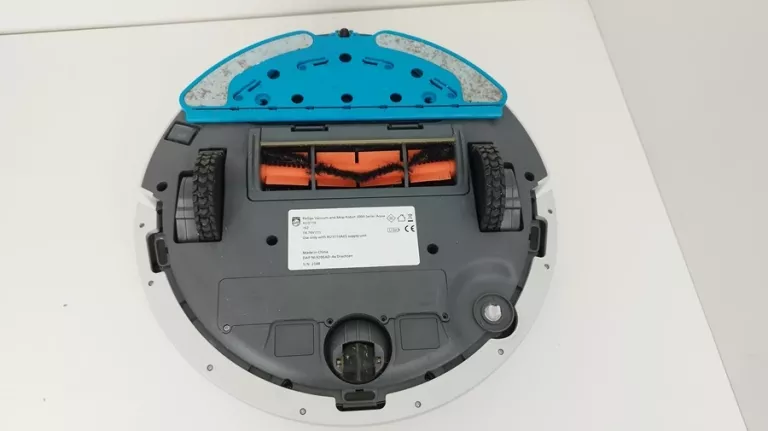 ROBOT SPRZĄTAJĄCY PHILIPS AQUA 3000 XU3110/02