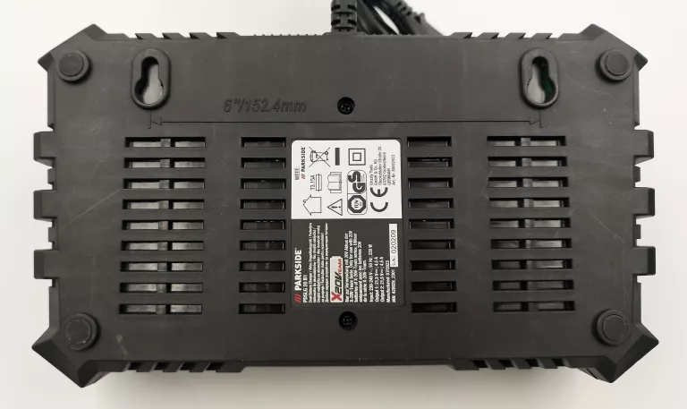 KOMPLET PARKSIDE ŁADOWARKA 20V 2X4.5A + AKUMULATOR 20V/4AH