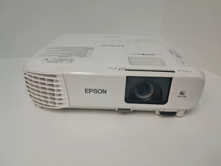 PROJEKTOR LCD EPSON EH-TW740