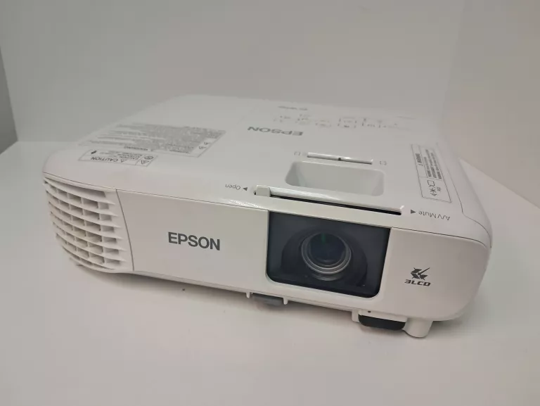PROJEKTOR LCD EPSON EH-TW740
