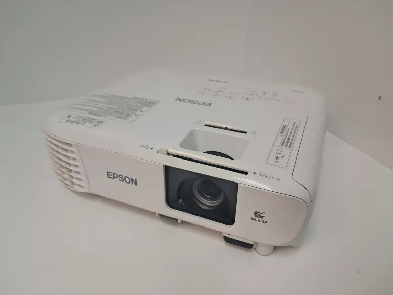 PROJEKTOR LCD EPSON EH-TW740