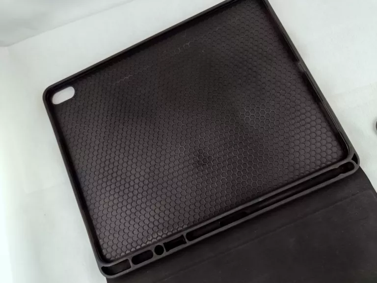 ETUI Z KLAWIATURĄ RGB DO IPAD PRO 12.9 JELLY COMBI