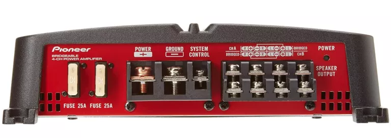 PIONEER GM-A6704 4-KANAŁOWY WZMACNIACZ MOSTKOWY Z WZMOCNIENIEM BASÓW