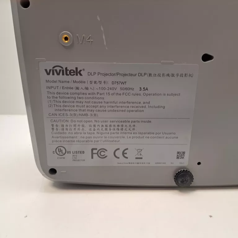 PROJEKTOR VIVITEK D757WT