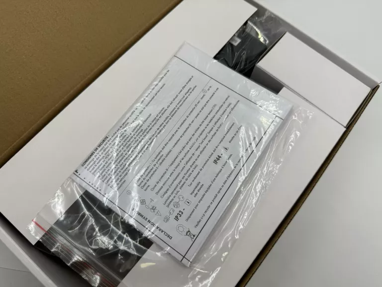 LAMPKA BIURKOWA LED Z BUDZIKIEM