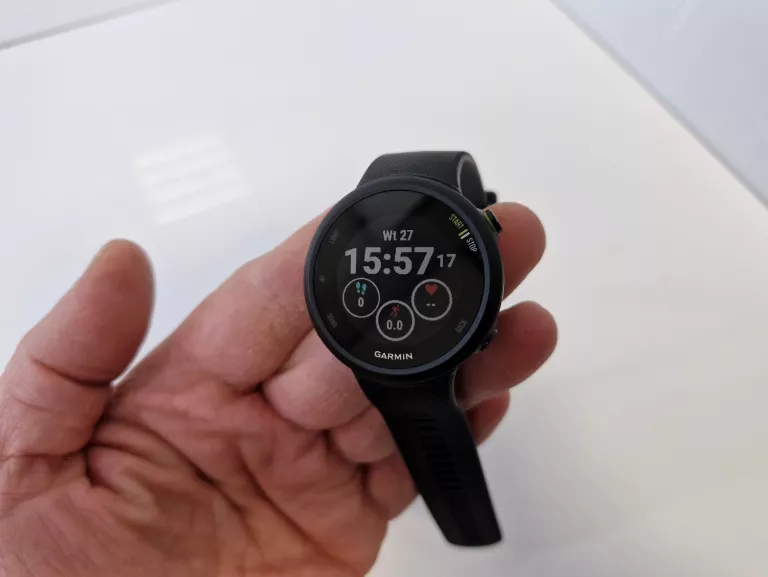 ZEGAREK Z GPS DO BIEGANIA GARMIN FORERUNNER 45 SMARTWATCH SPOROTWY