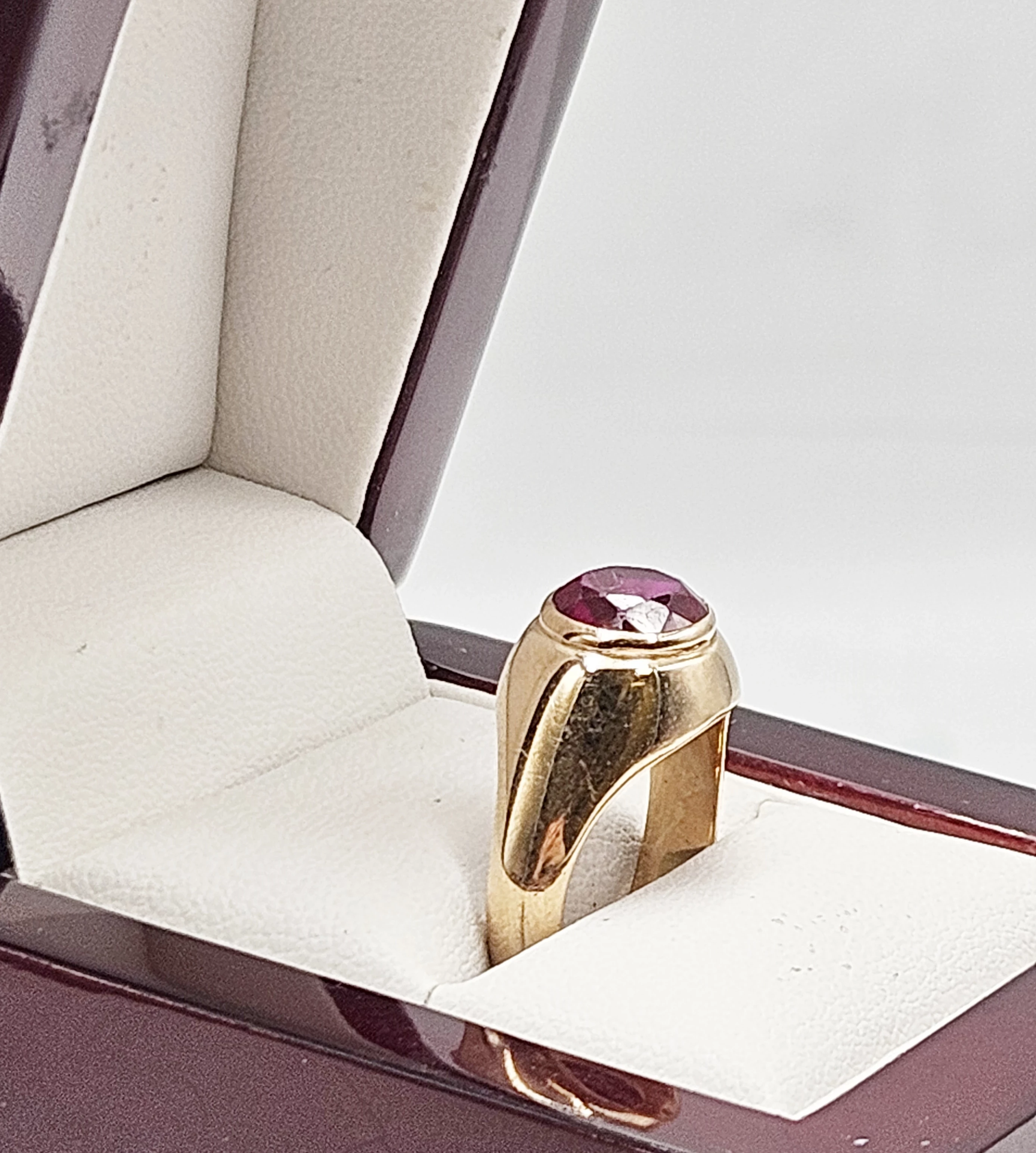 wyrob-jubilerski-uzywany-pierscionek585708g14r-grojecka-31-warszawa