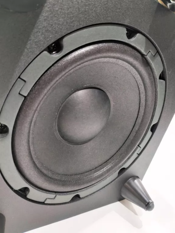 AKTYWNY SUBWOOFER HARMAN KARDON HKTS 160SUB/230
