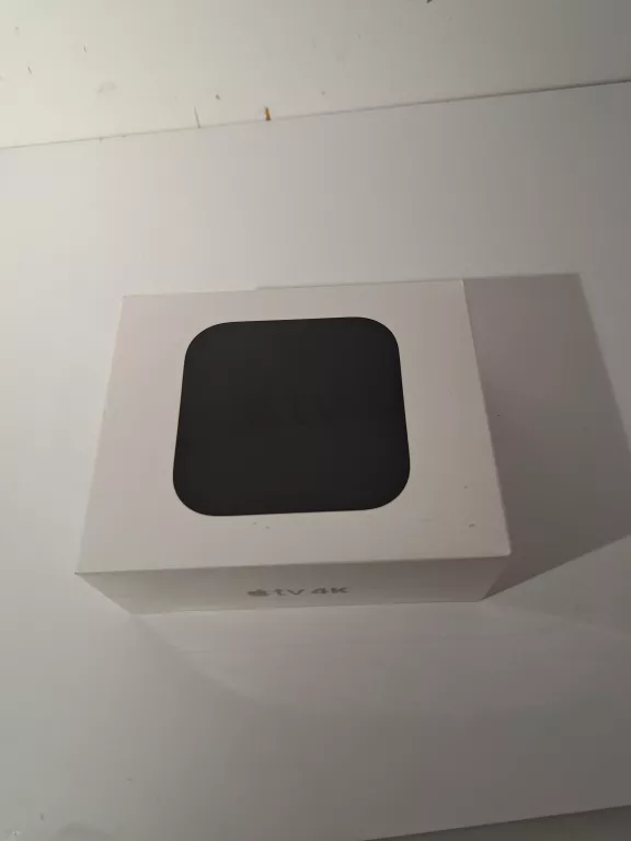 APPLE TV 4K A1842 32 GB ODTWARZACZ MULTIMEDIALNY WI-FI NIEOTWIERANY