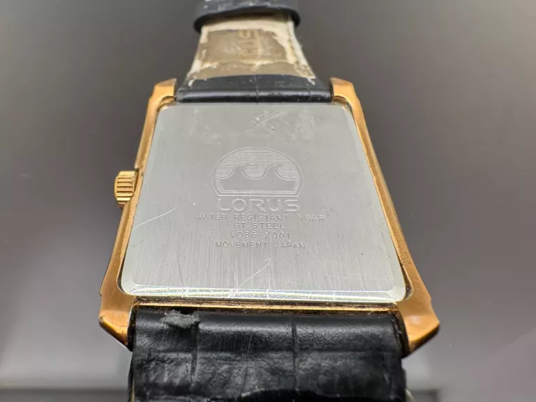 ZEGAREK LORUS VD68-X001