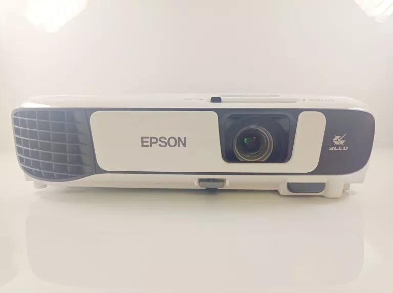 PROJEKTOR LCD EPSON EB-S41 BIAŁY
