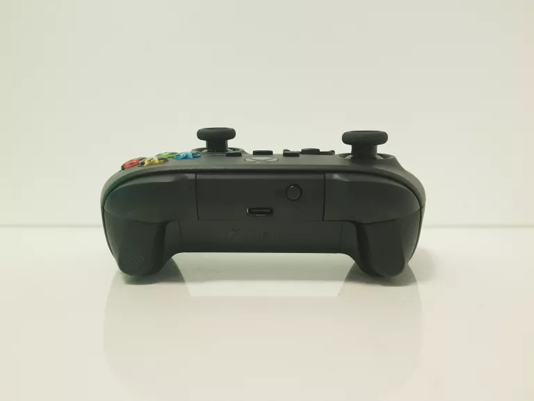MICROSOFT XBOX KONTROLER 1914 (1V8-00002) POLECAM!