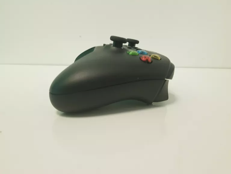 MICROSOFT XBOX KONTROLER 1914 (1V8-00002) POLECAM!