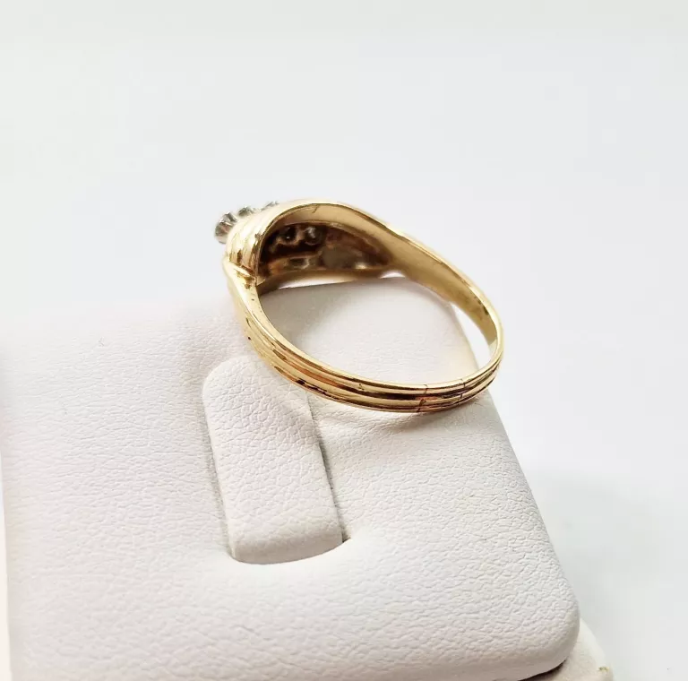 ZŁOTY PIERŚCIONEK DIAMENTY 0,16CT 585 R.20 4,84G.
