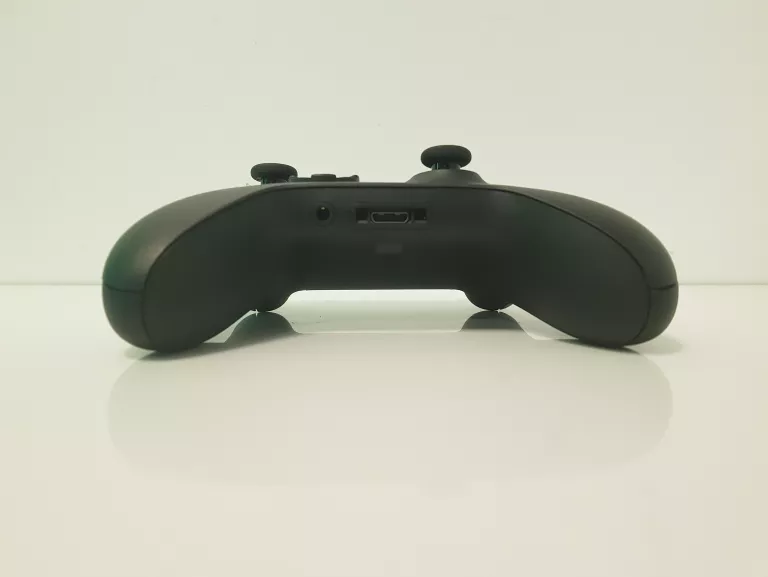 MICROSOFT XBOX KONTROLER 1914 (1V8-00002) POLECAM!