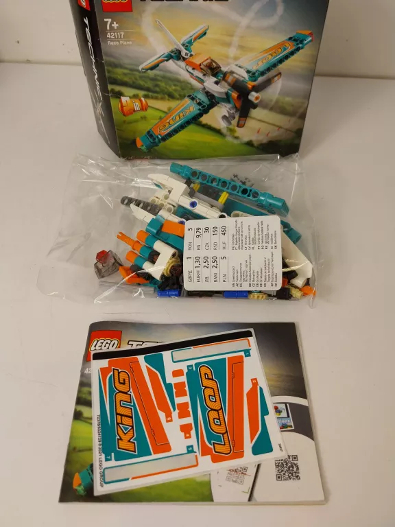 LEGO 42117 TECHNIC - SAMOLOT WYŚCIGOWY