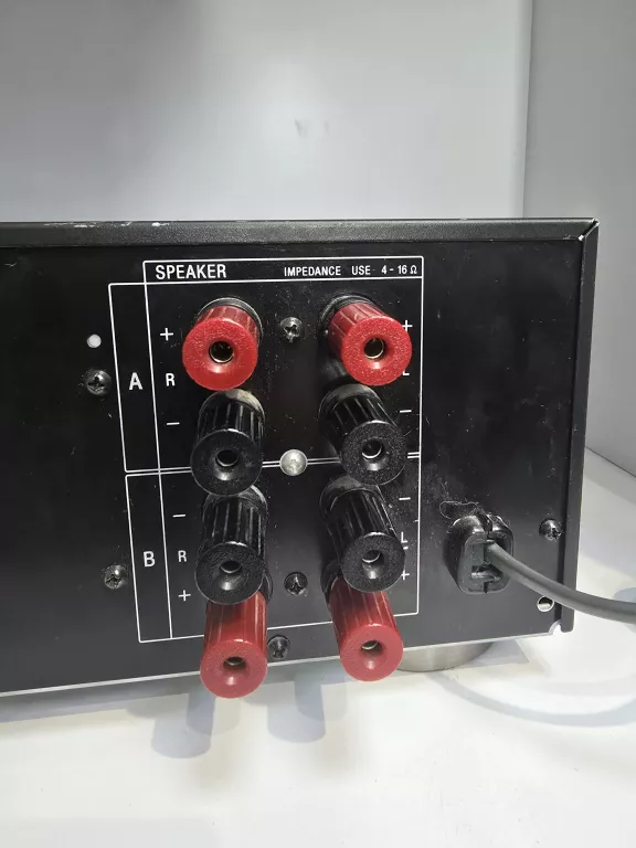 WZMACZNIACZ SONY TA-F110 / 2X40W