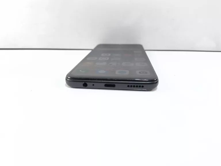SMARTFON HUAWEI NOVA Y70 4 GB / 128 GB 4G (LTE) CZARNY