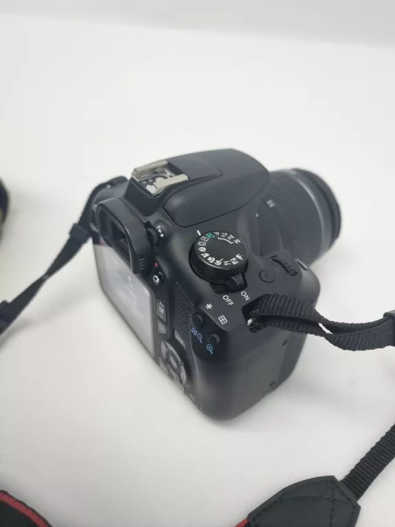 APARAT CANON EOS 1300D 18-55MM