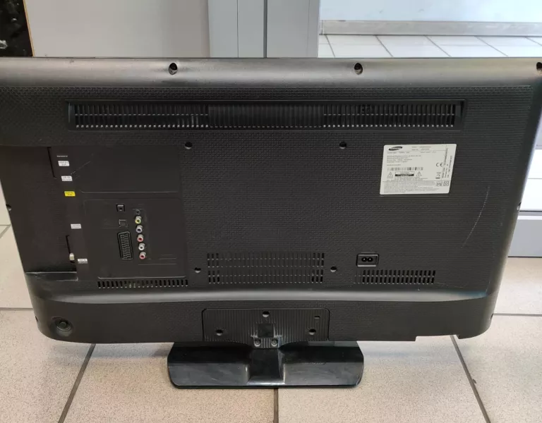 TELEWIZOR SAMSUNG UE32H4000AW + PILOT