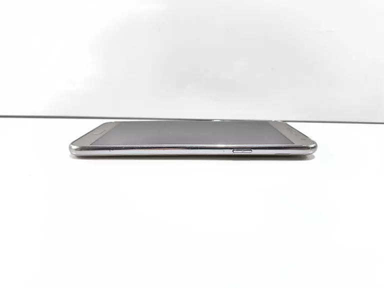 TELEFON SAMSUNG GALAXY J7 1,5 GB / 16 GB 4G (LTE) CZARNY