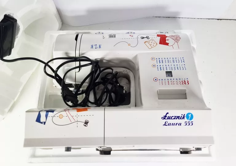 JAKOŚCIOWA MASZYNA DO SZYCIA ŁUCZNIK LAURA 555 KOMPLET