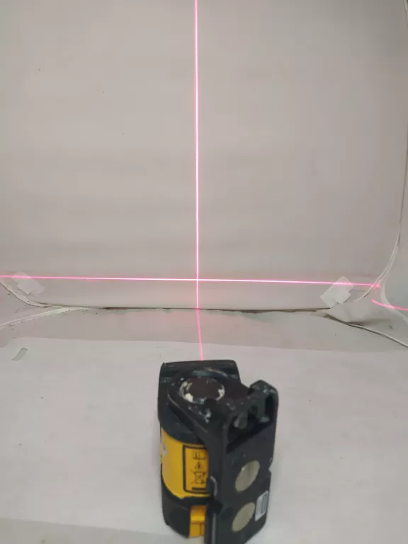 LASER DEWALT DW087