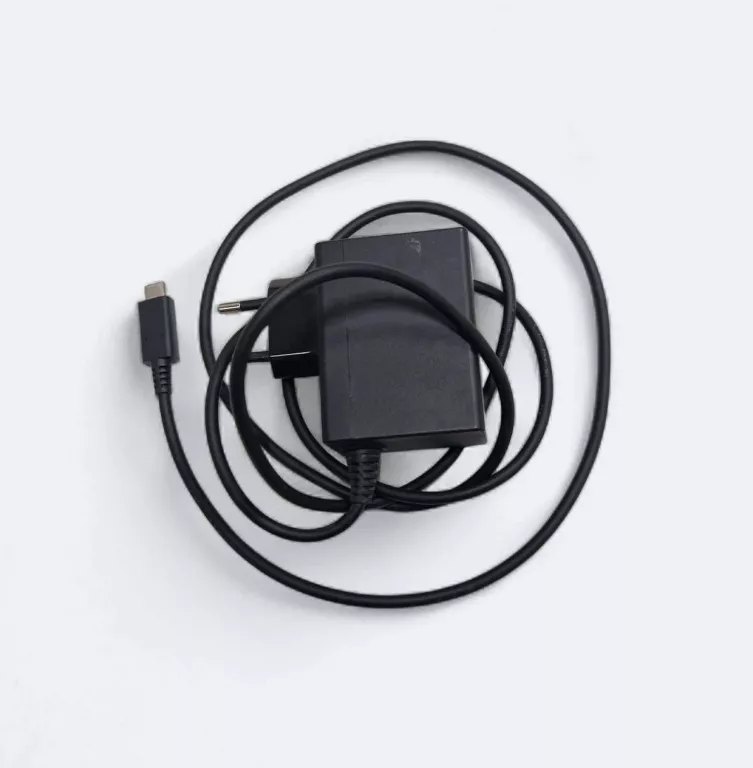 KONSOLA NINTENDO SWITCH HAC-001 + GRY + AKCESORIA
