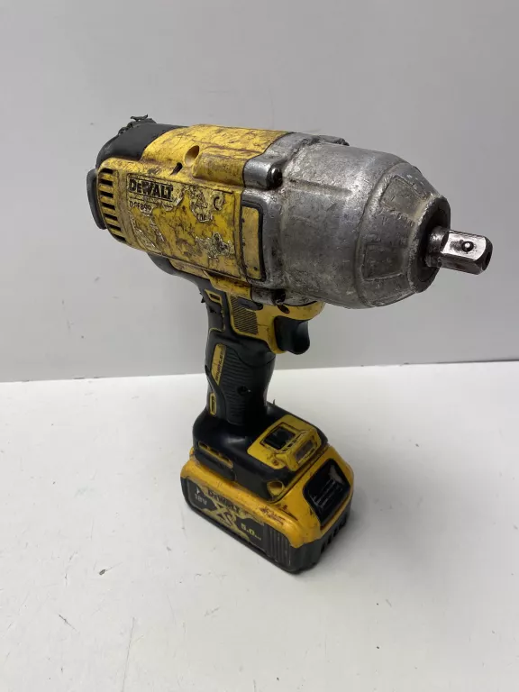 klucz-udarowy-dewalt-dcf899-osiedle-teatralne-3u15-krakow