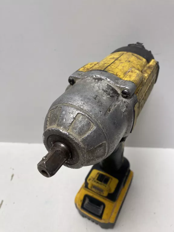 klucz-udarowy-dewalt-dcf899-maksymalny-moment-obrotowy-950